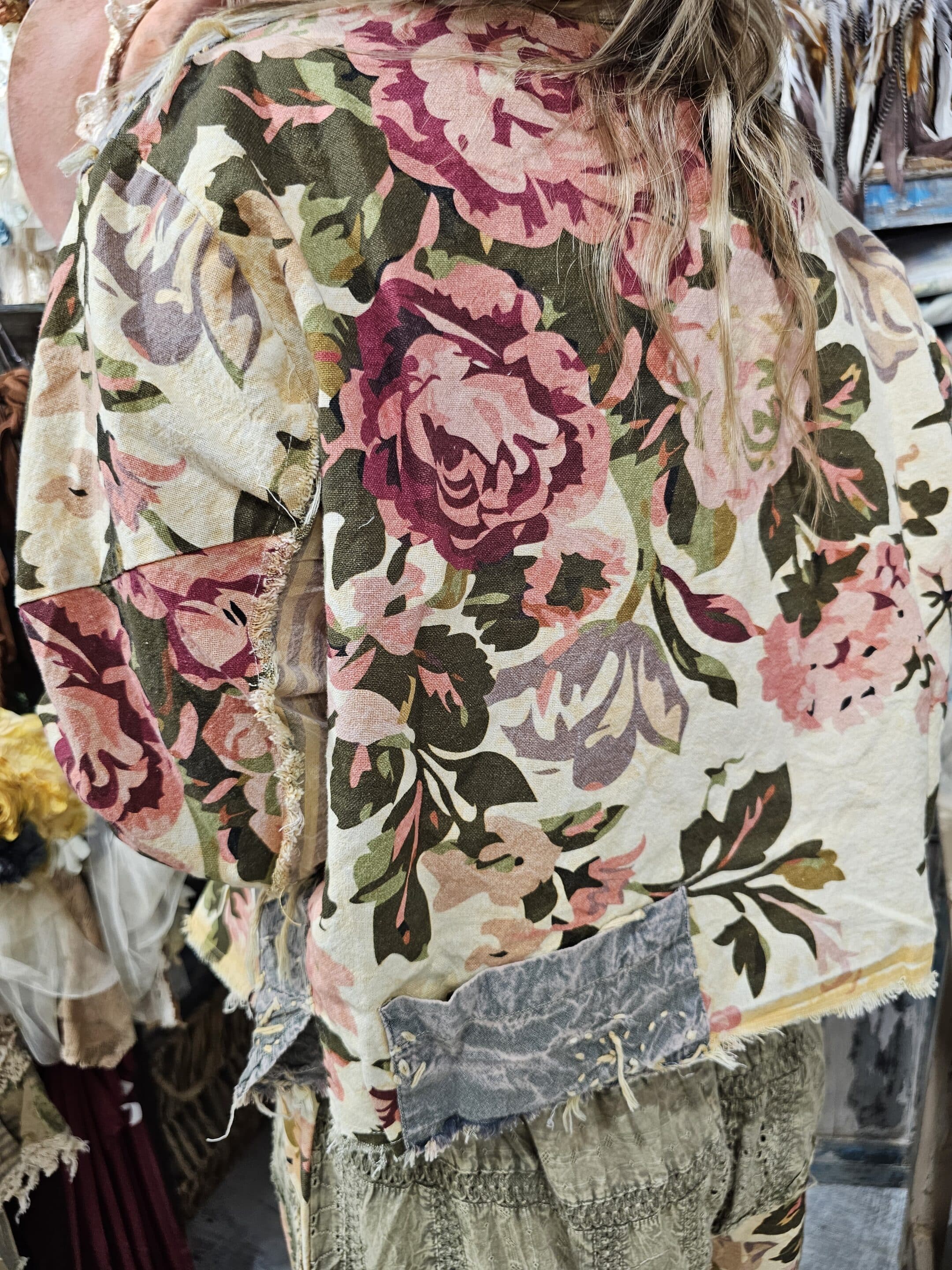 Chambray Knotted Shirt/Jacket image 4