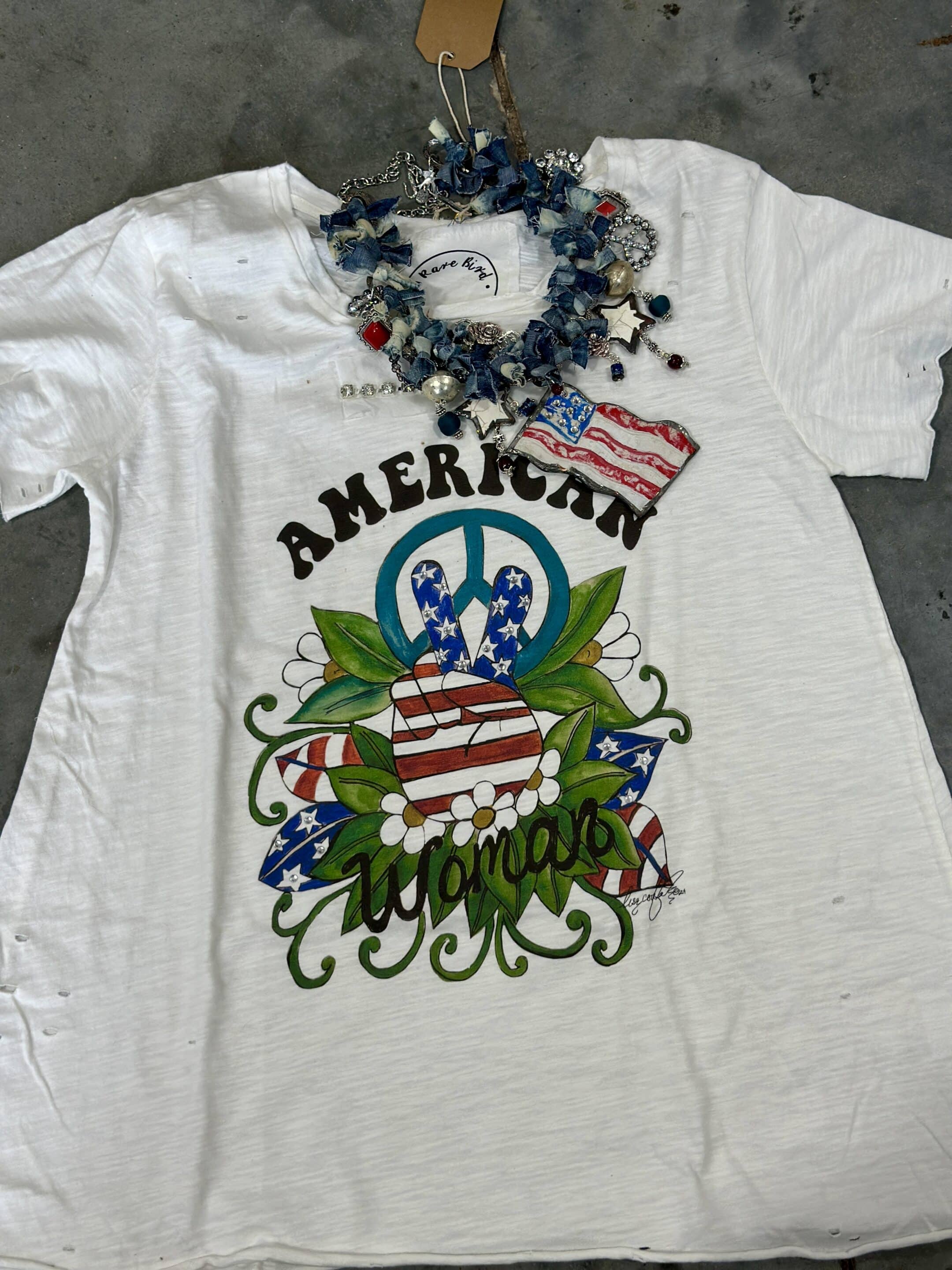 "PEACE OUT AMERICAN WOMAN" SHIRT Bundle image 0