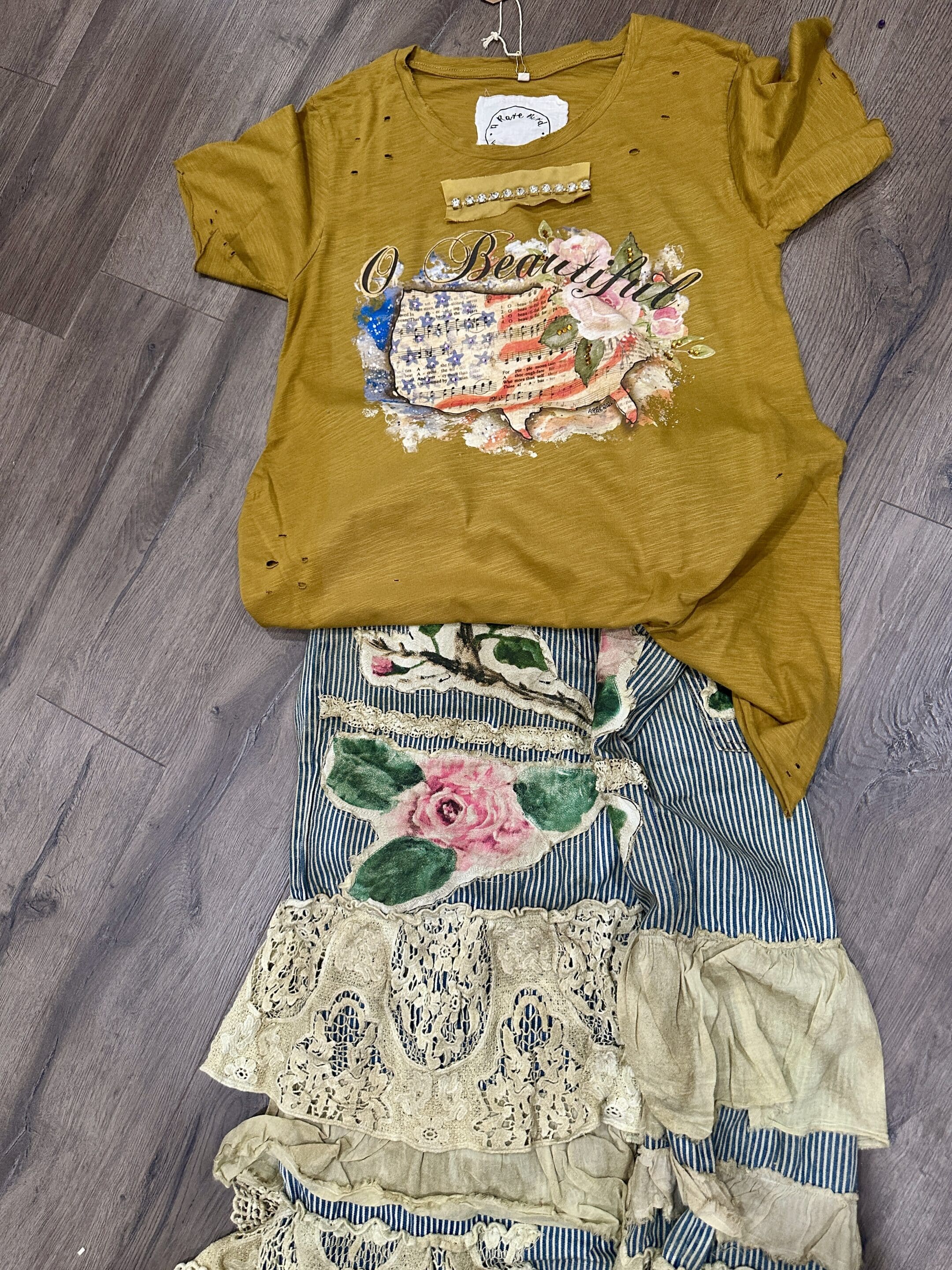 O Beautiful USA Tattered Tee image 1