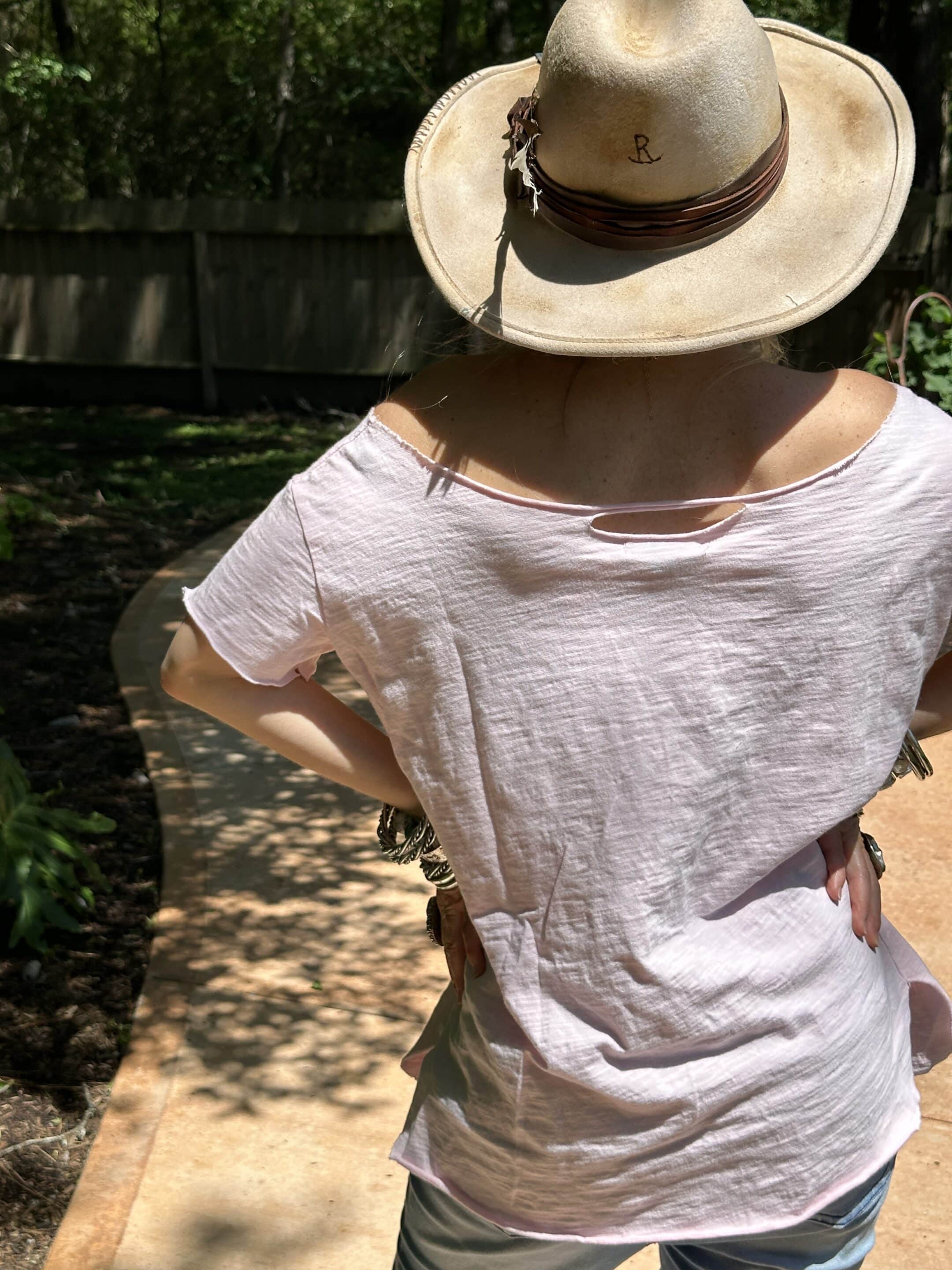 Light Pink Rip Tattered Shirt image 3