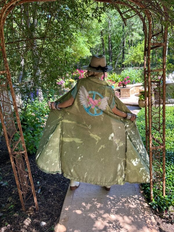 Wings of Peace Kimono - Image 3