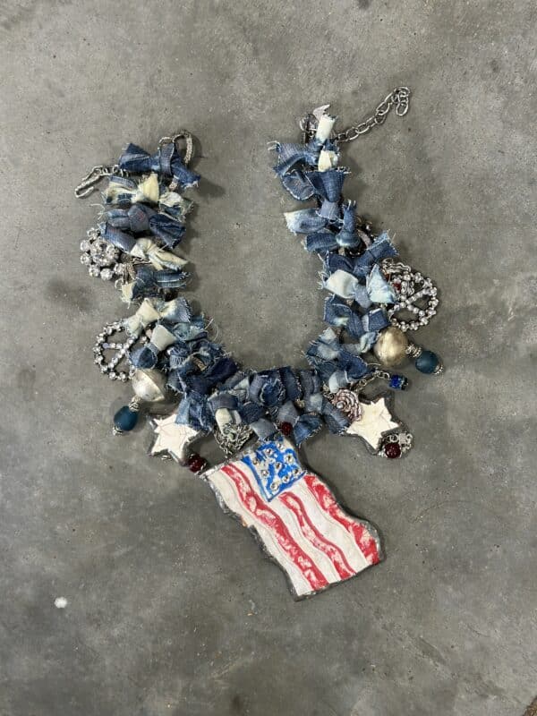 AMERICANA Handmade Necklace