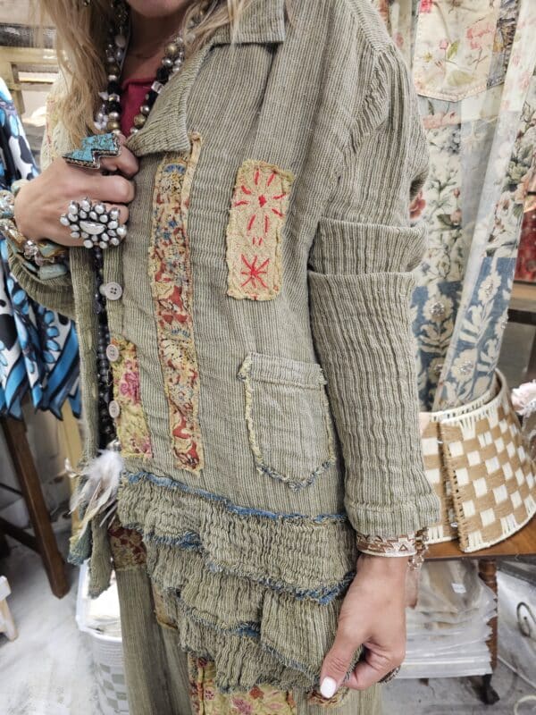 Soft Ruffle Jacket - Image 3