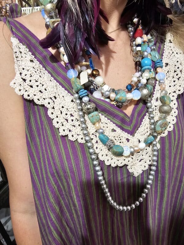 Elegant Purple/Green Stripe Lace Dress Bundle - Image 6