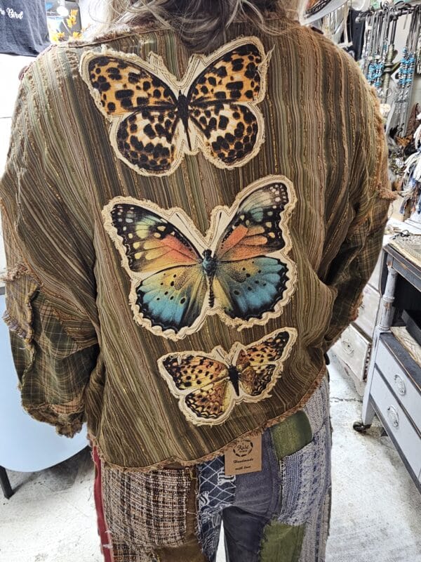 Butterfly Button Top Bundle - Image 2