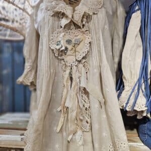 Eyelet Linen Cream Top Bundle